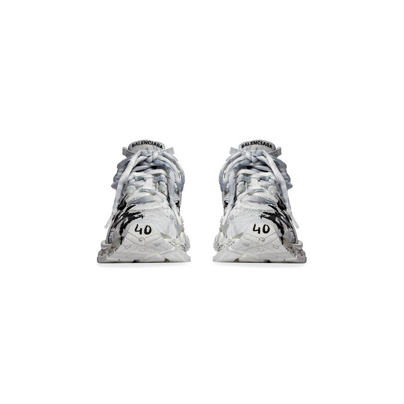 WOMEN'S RUNNER GRAFFITI SNEAKER IN WHITE