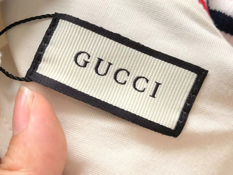 Gucci Kit Jaqueta e Calca